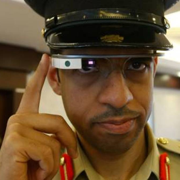 Google Glass,безопасность,мир, Google Glass станут частью экипировки полицейских в Дубае
